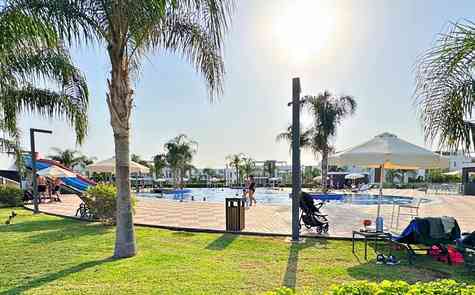 Seaside Studio in Boğaz, Four Seasons Complex, weekly rentals