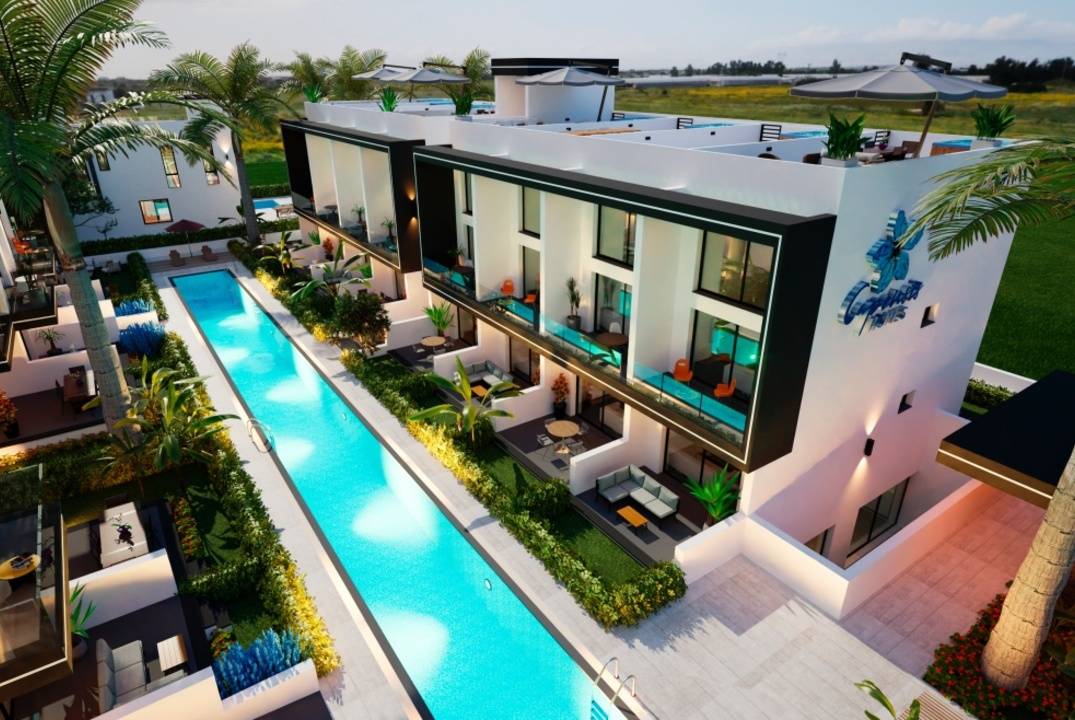 Apartments of different layouts - with a garden and perthouses in the new Yeni-Bogazichi complex, all infrastructure nearby!