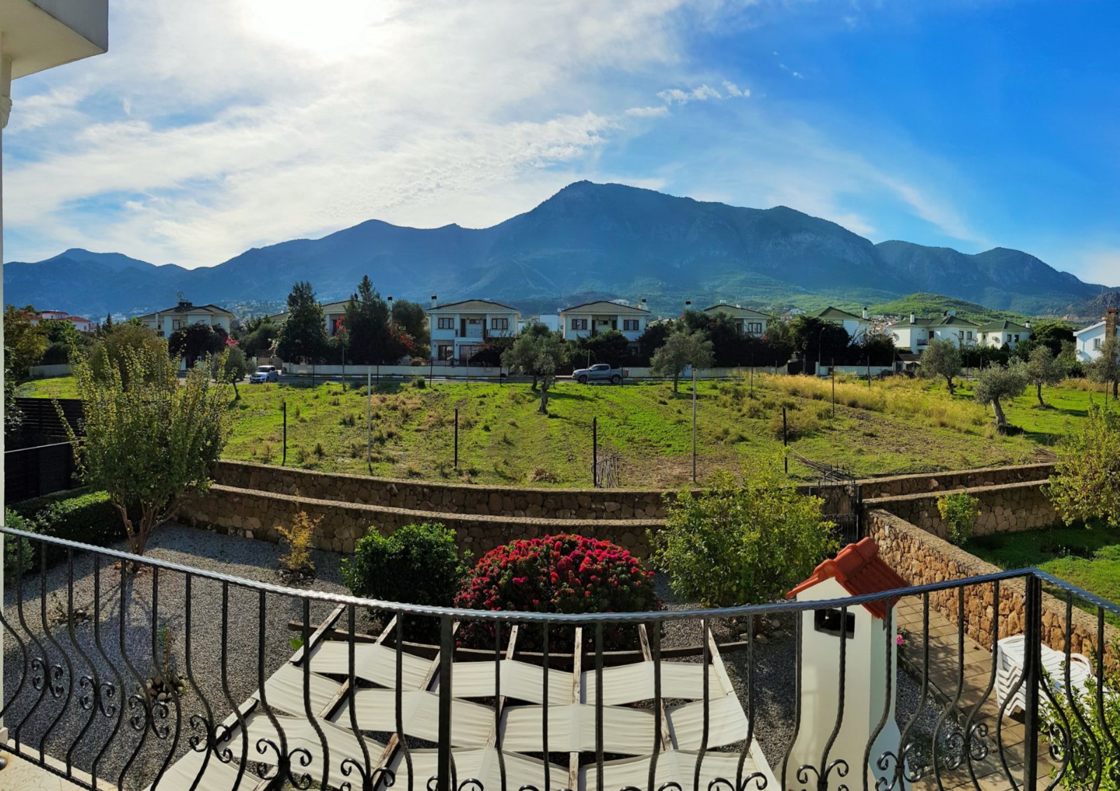 Bellapais Villa, Kyrenia – 3-Bedroom Home with Garden and Views