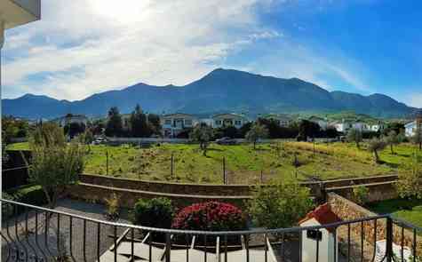 Bellapais Villa, Kyrenia – 3-Bedroom Home with Garden and Views
