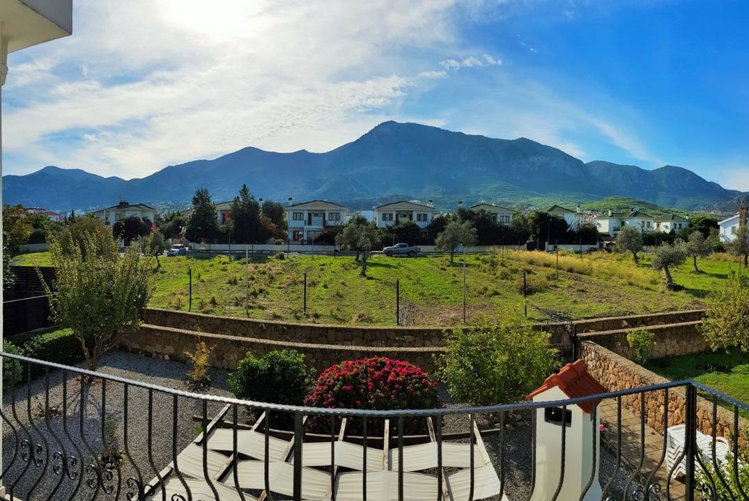 Bellapais Villa, Kyrenia – 3-Bedroom Home with Garden and Views