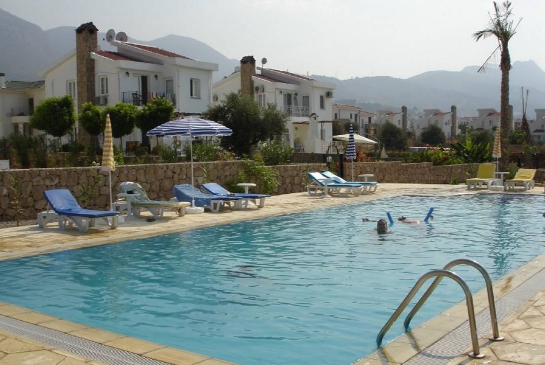 Bellapais Villa, Kyrenia – 3-Bedroom Home with Garden and Views