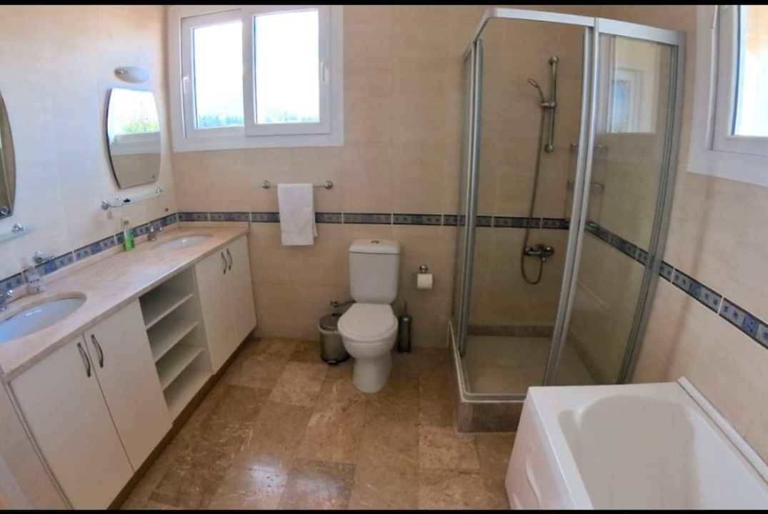 Prestigious Villa in Lower Bellapais with Panoramic Views