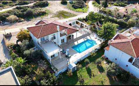 Prestigious Villa in Lower Bellapais with Panoramic Views