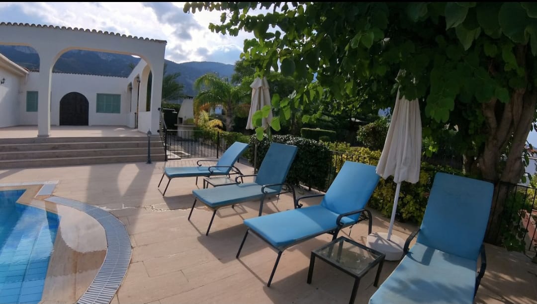 Prestigious Villa in Lower Bellapais with Panoramic Views