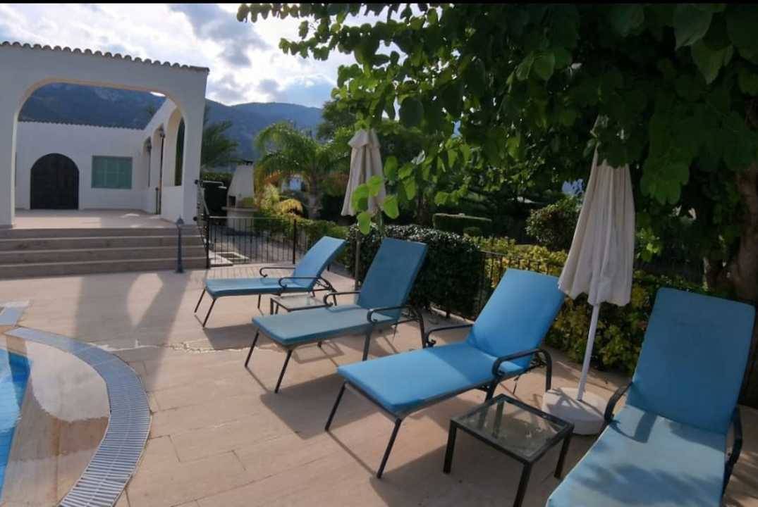 Prestigious Villa in Lower Bellapais with Panoramic Views