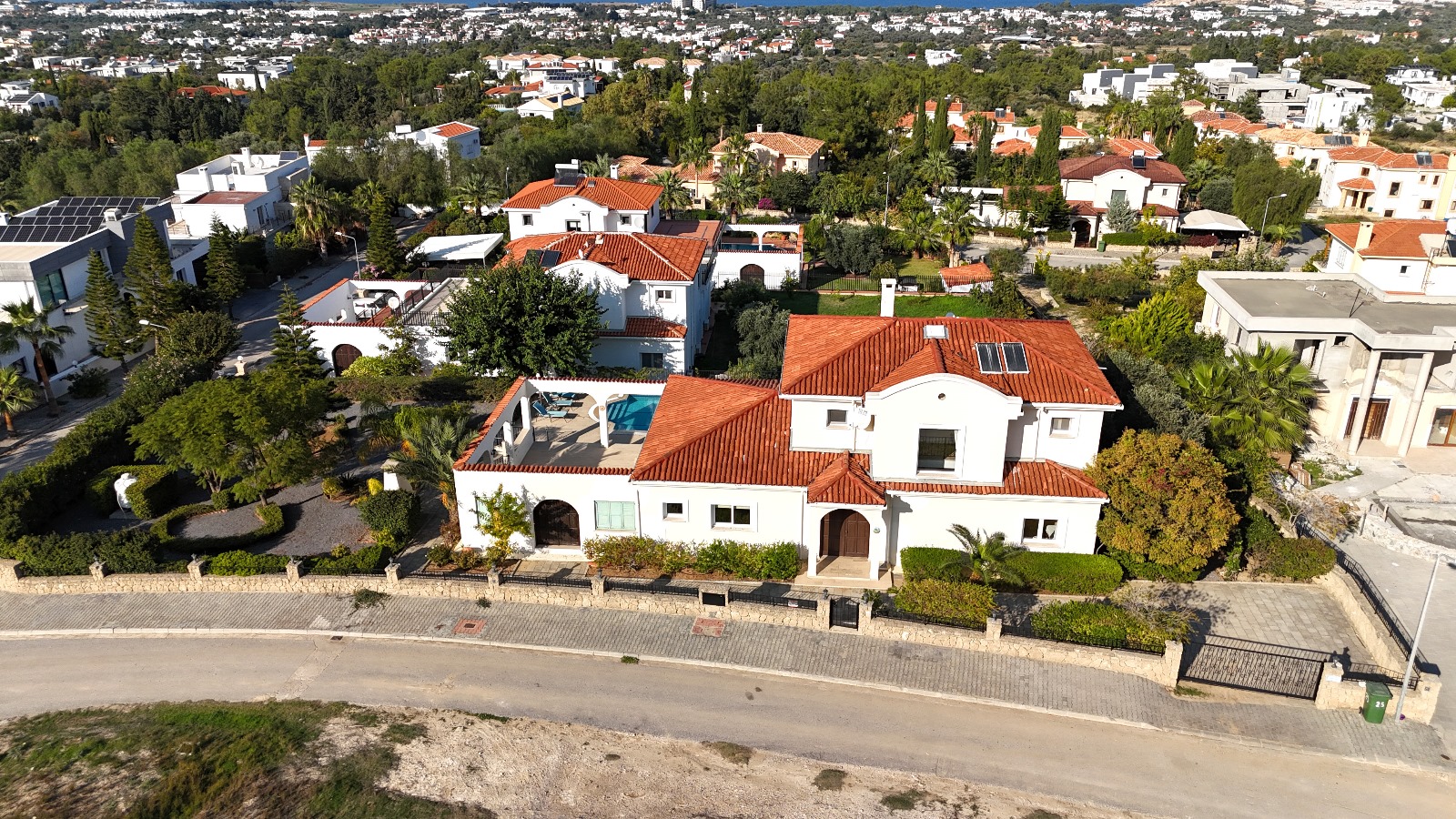 Prestigious Villa in Lower Bellapais with Panoramic Views