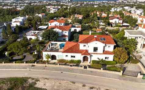 Prestigious Villa in Lower Bellapais with Panoramic Views