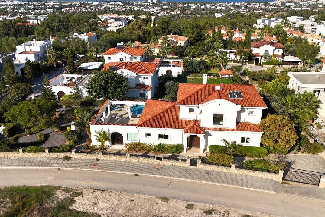 Prestigious Villa in Lower Bellapais with Panoramic Views