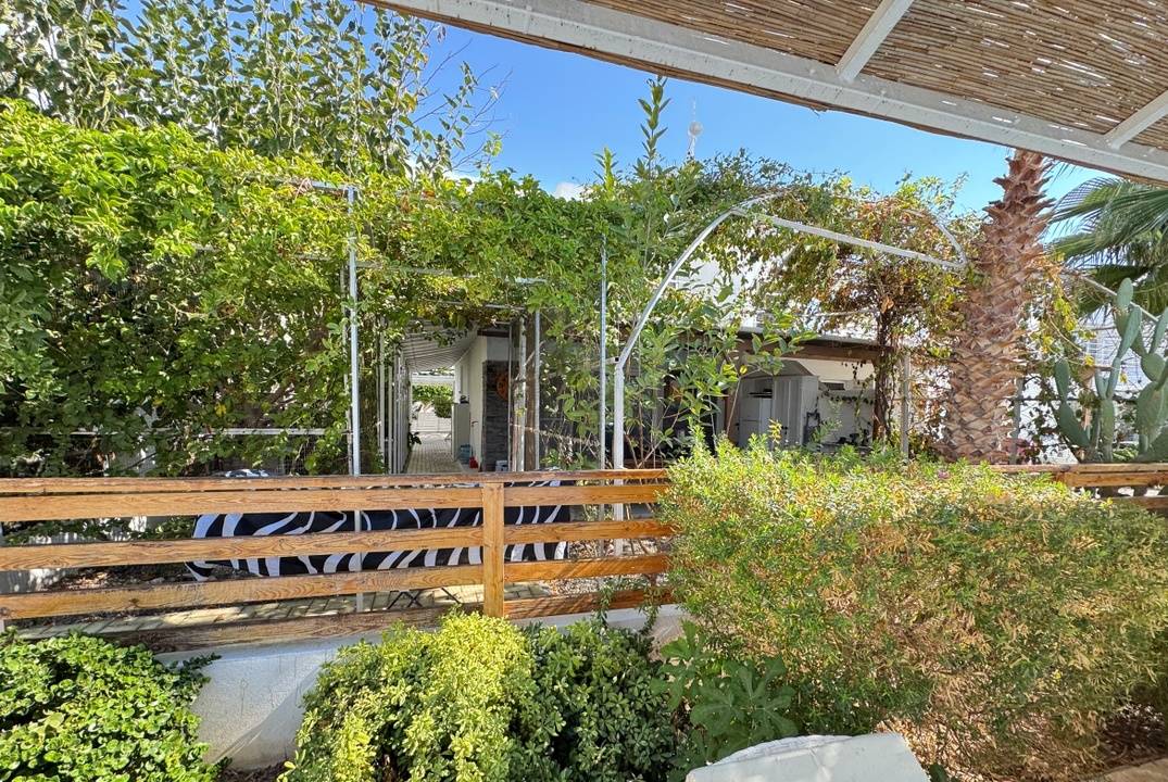 Villa for Rent in Bogaz, Caesar Beach Complex – Right on the Seafront!