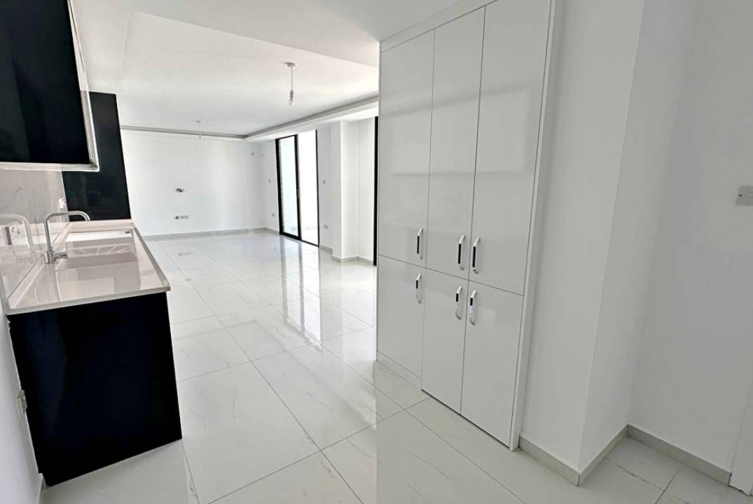 Luxury Homes Steps Away from the Best Beaches