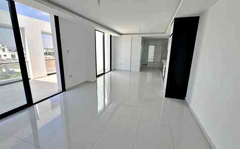 Luxury Homes Steps Away from the Best Beaches