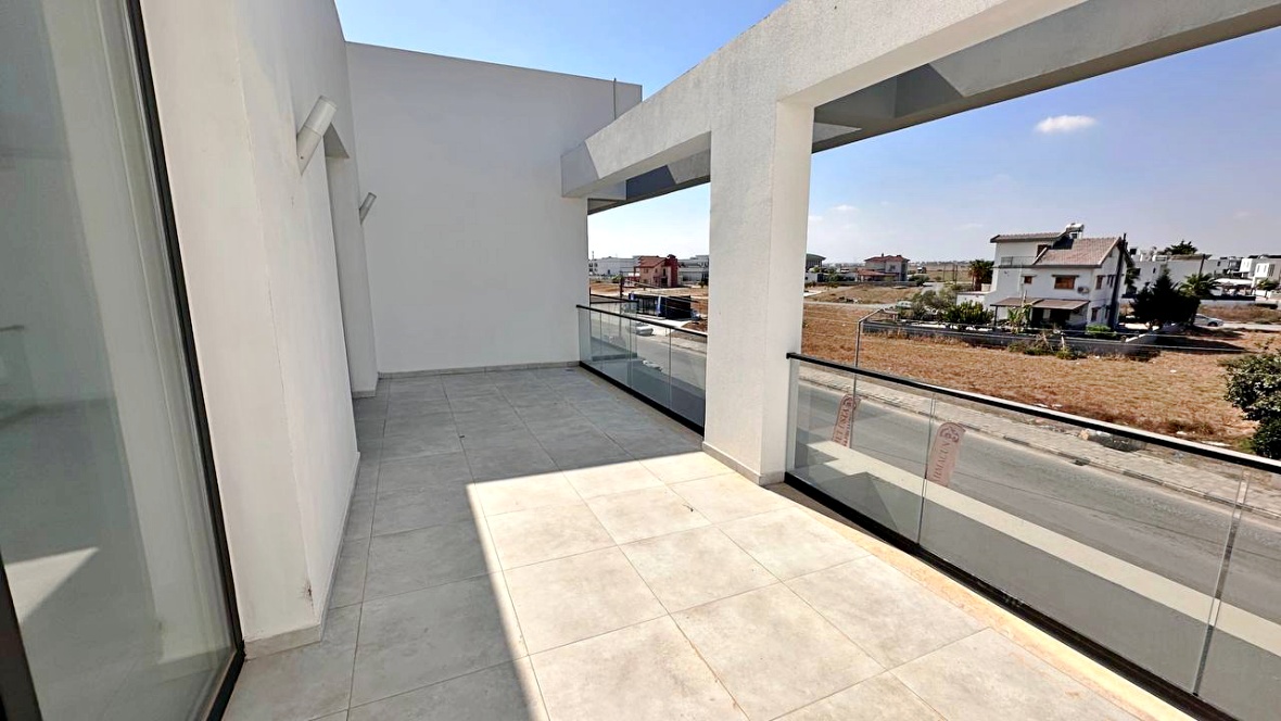 Luxury Homes Steps Away from the Best Beaches