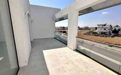 Luxury Homes Steps Away from the Best Beaches