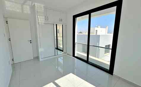 Luxury Homes Steps Away from the Best Beaches