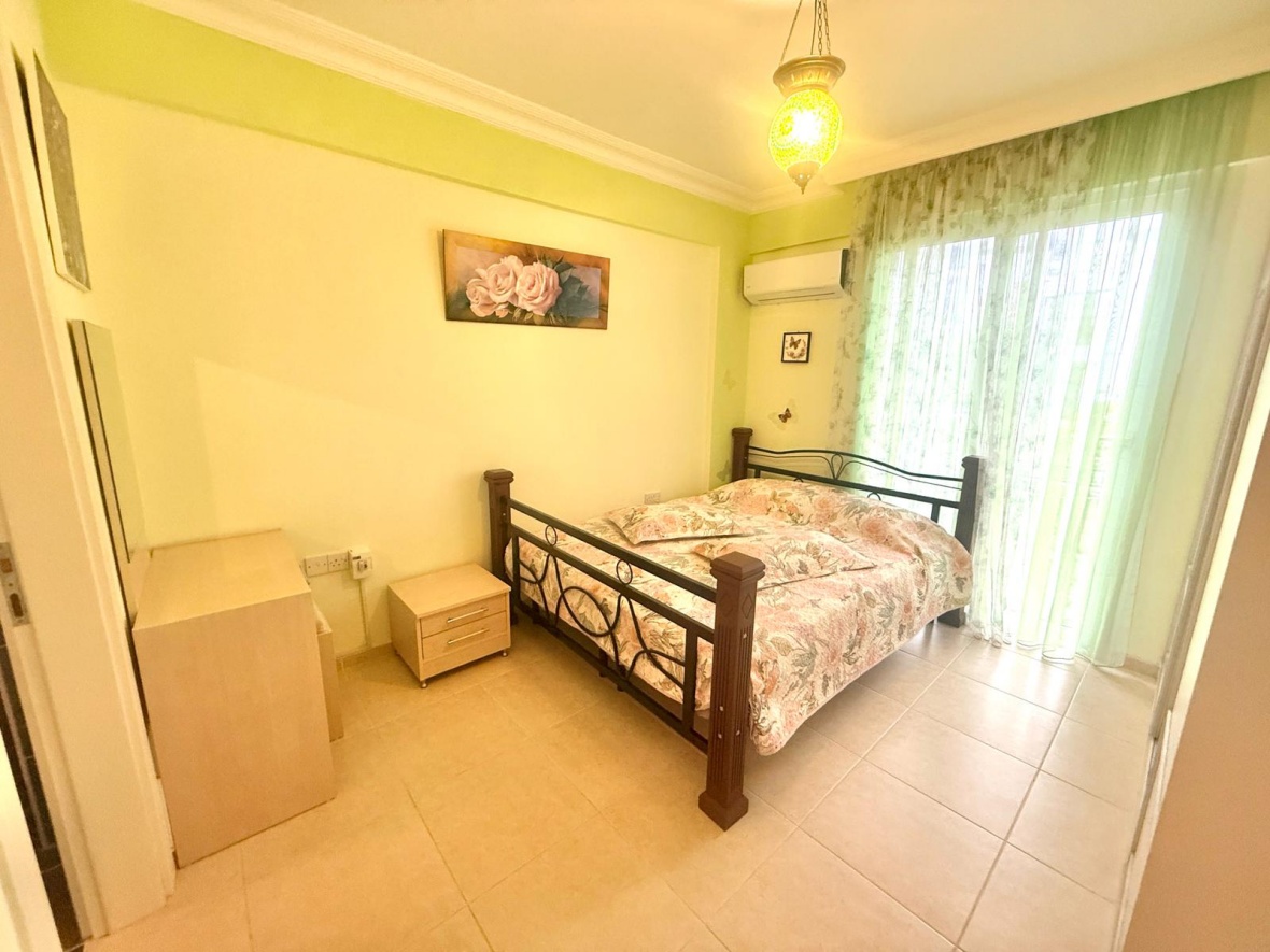 Spacious fully furnished 3+1 apartment with sea and mountain views in Girne, Alsancak, Kavankoy Site.