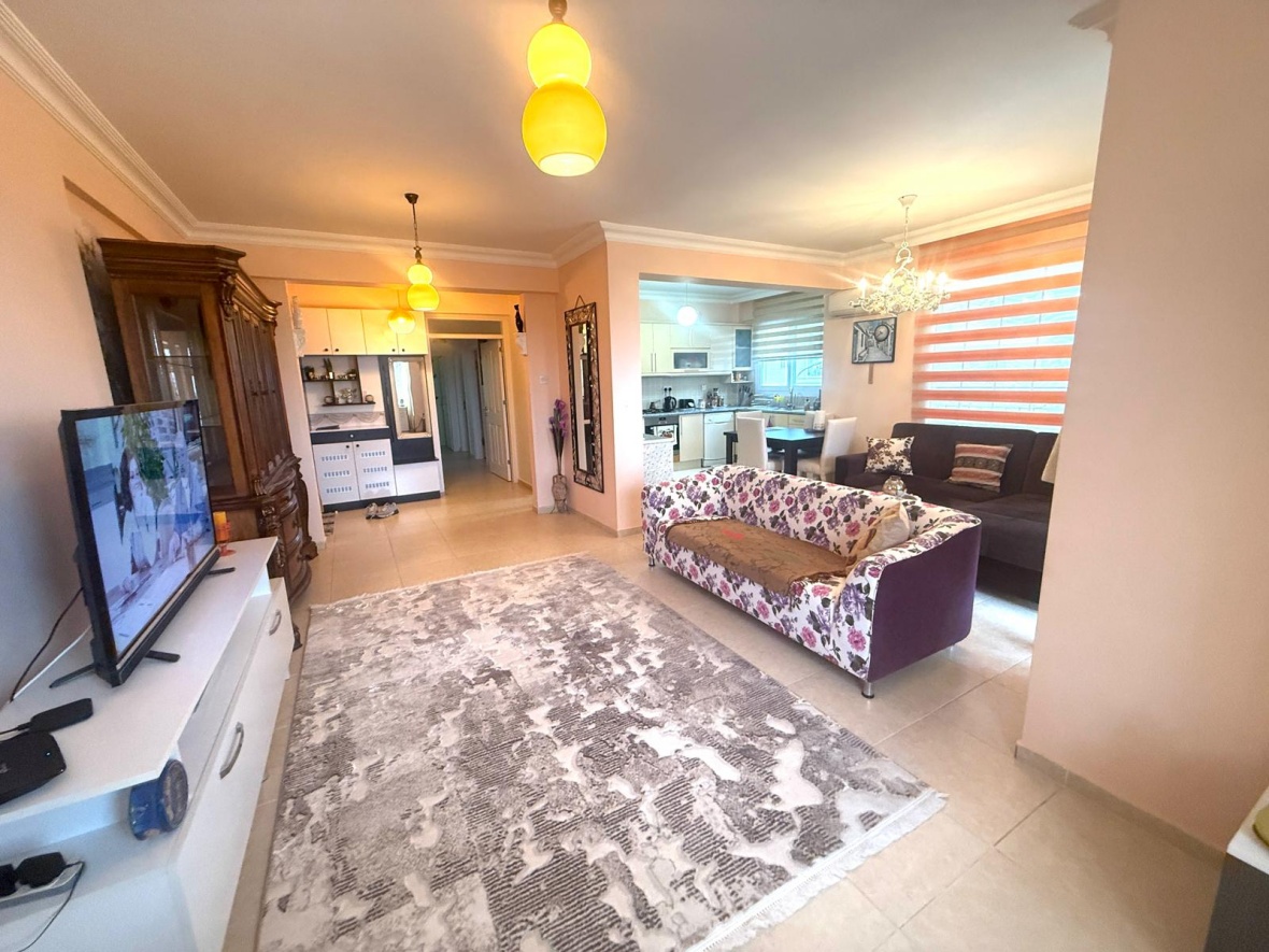 Spacious fully furnished 3+1 apartment with sea and mountain views in Girne, Alsancak, Kavankoy Site.