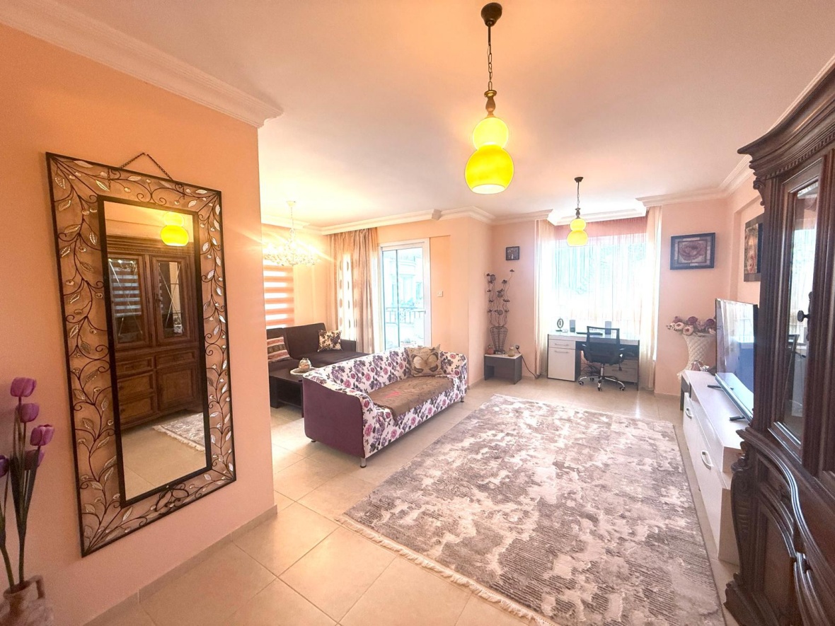 Spacious fully furnished 3+1 apartment with sea and mountain views in Girne, Alsancak, Kavankoy Site.