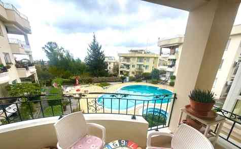 Spacious fully furnished 3+1 apartment with sea and mountain views in Girne, Alsancak, Kavankoy Site.