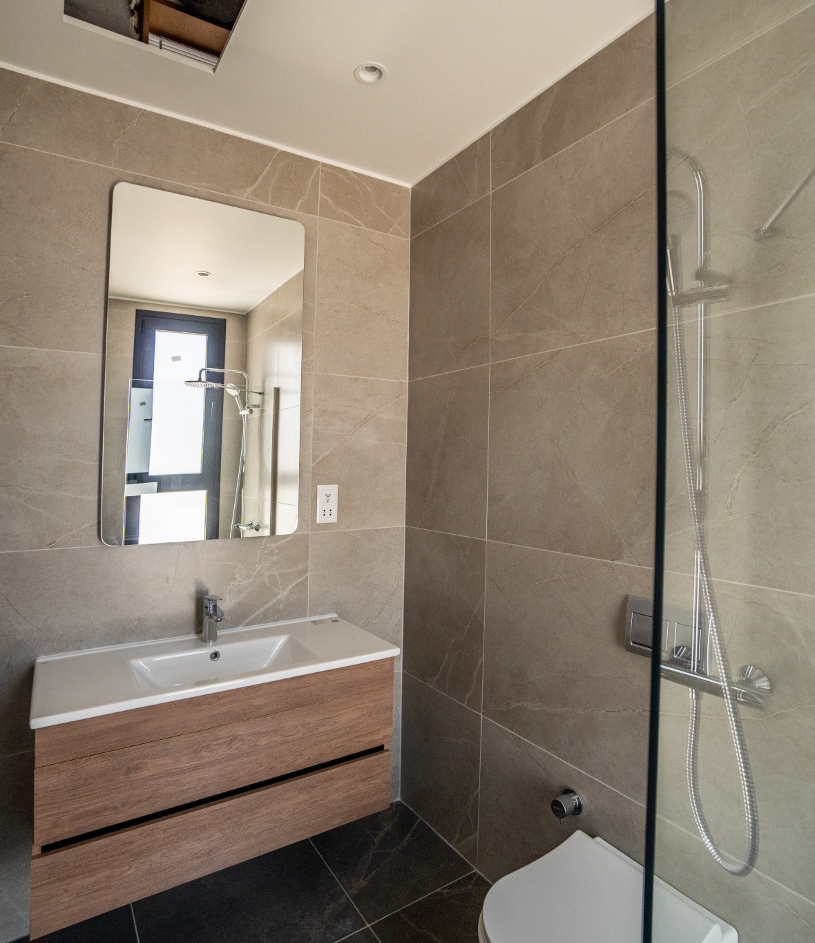 New 4+1 villa in prestigious Edremit, Kyrenia.