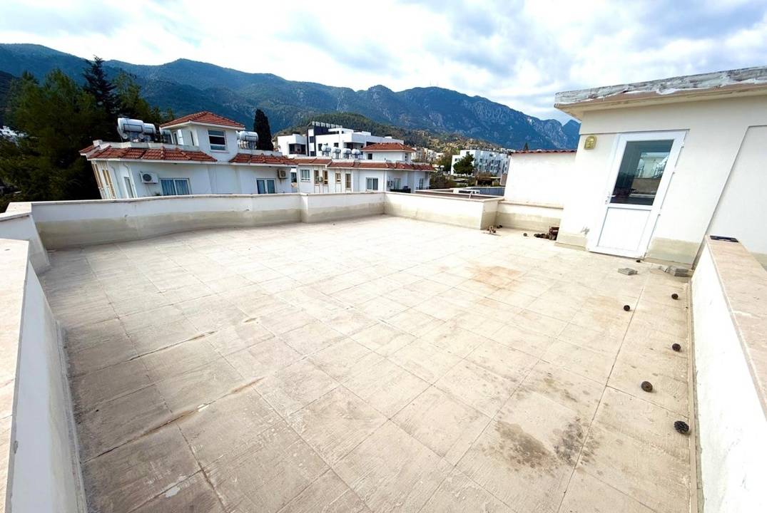 Spacious 1+1 Penthouse for Sale in Girne Alsancak – Kavankoy 6 Site
