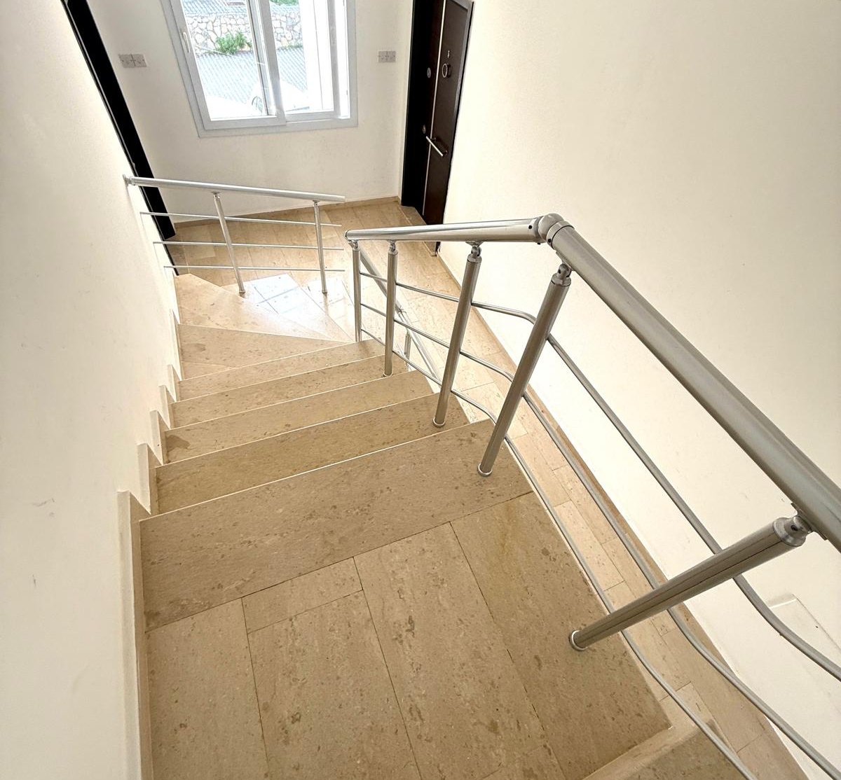 Spacious 1+1 Penthouse for Sale in Girne Alsancak – Kavankoy 6 Site