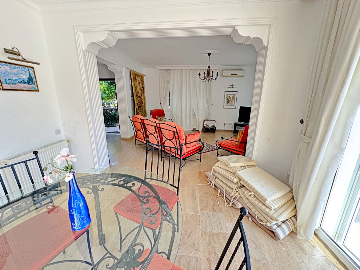 Spacious 3+1 Villa for Rent in Karşıyaka