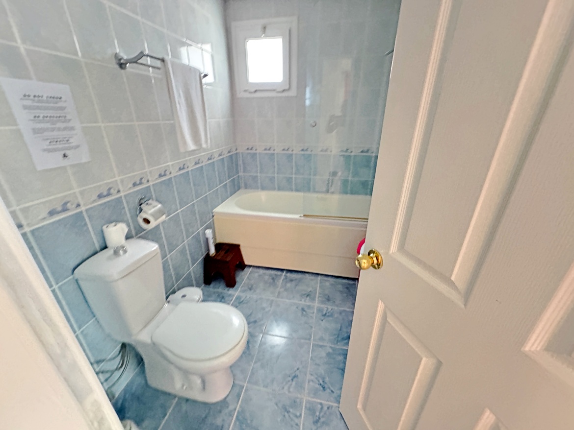 Spacious 3+1 Villa for Rent in Karşıyaka