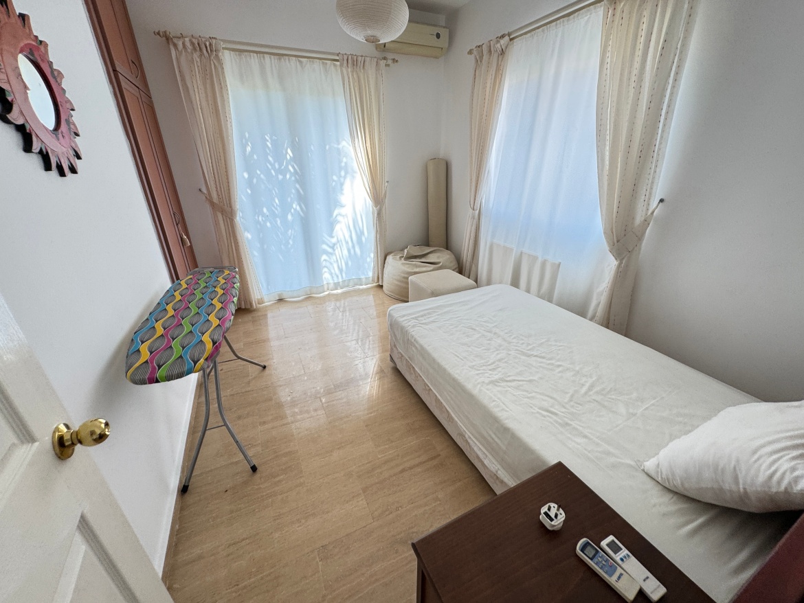 Spacious 3+1 Villa for Rent in Karşıyaka
