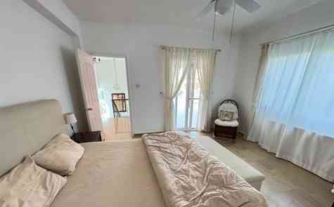 Spacious 3+1 Villa for Rent in Karşıyaka