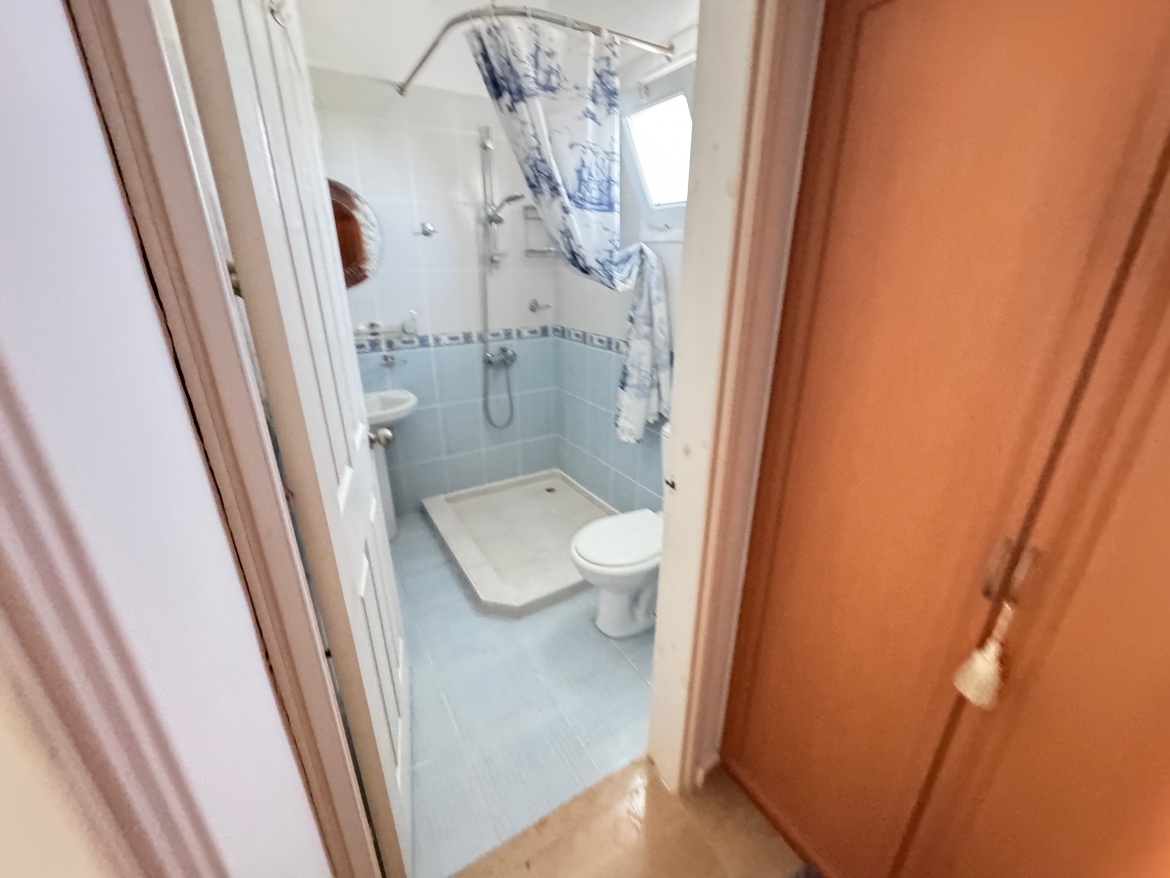 Spacious 3+1 Villa for Rent in Karşıyaka