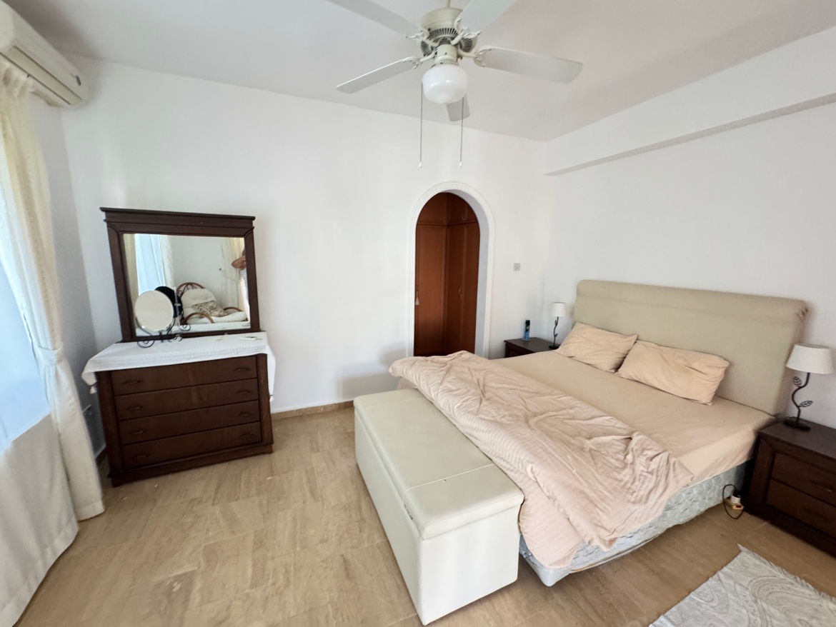 Spacious 3+1 Villa for Rent in Karşıyaka