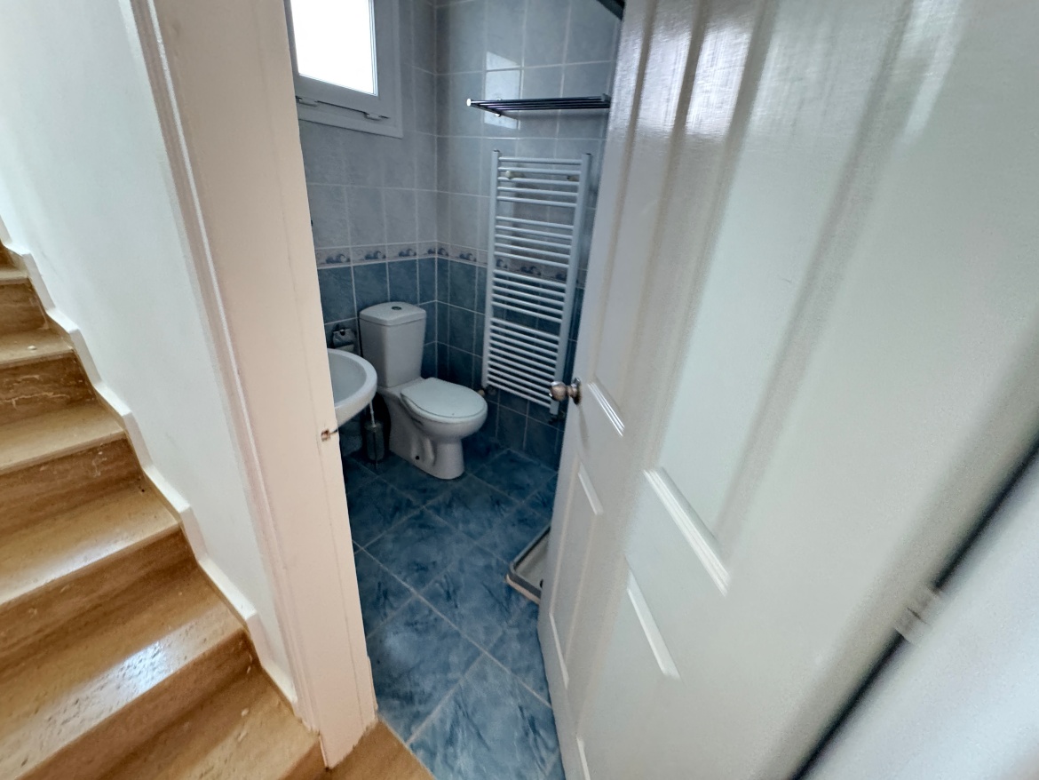 Spacious 3+1 Villa for Rent in Karşıyaka