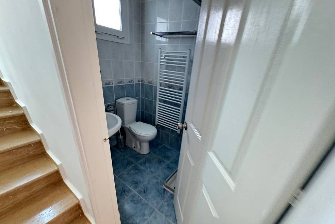 Spacious 3+1 Villa for Rent in Karşıyaka