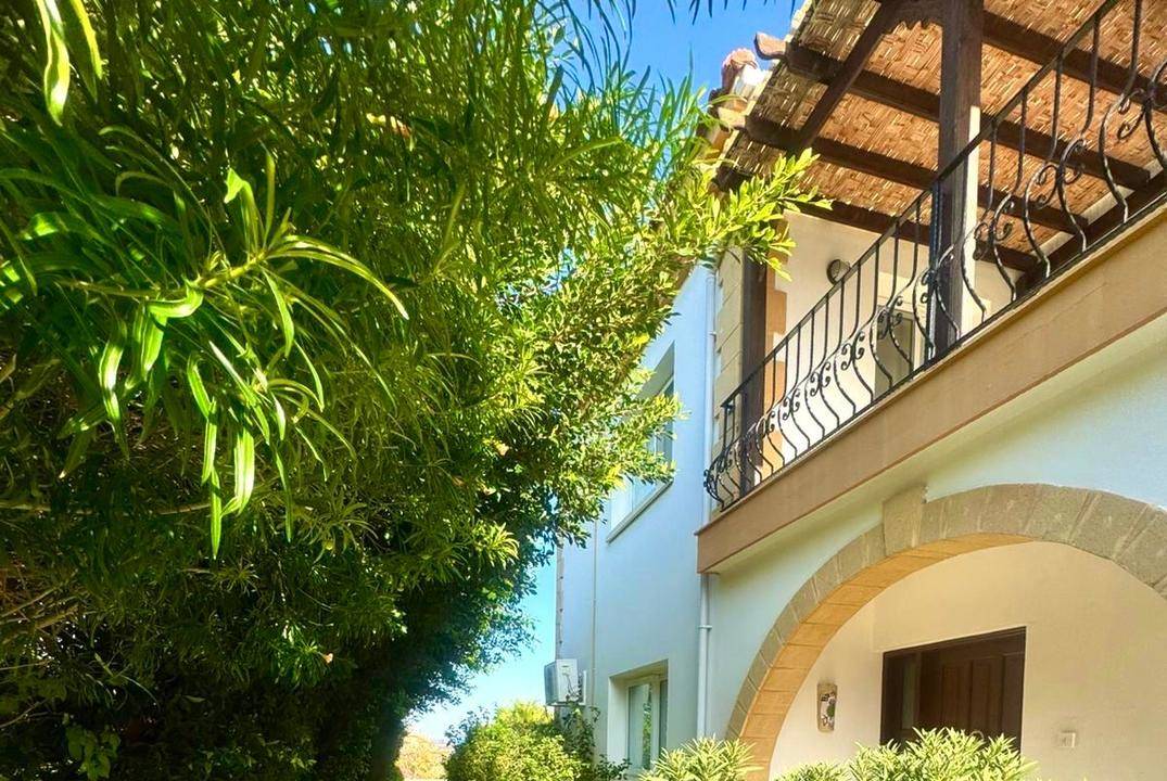 Spacious 3+1 Villa for Rent in Karşıyaka