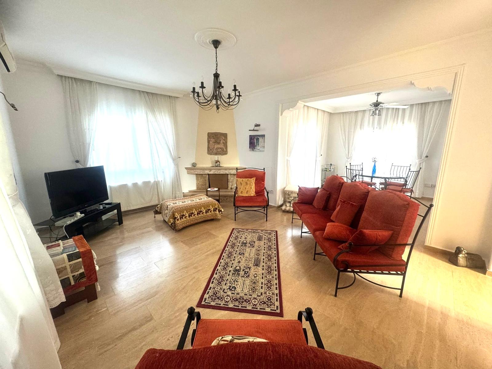 Spacious 3+1 Villa for Rent in Karşıyaka