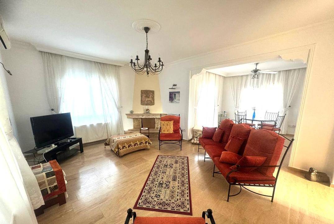 Spacious 3+1 Villa for Rent in Karşıyaka