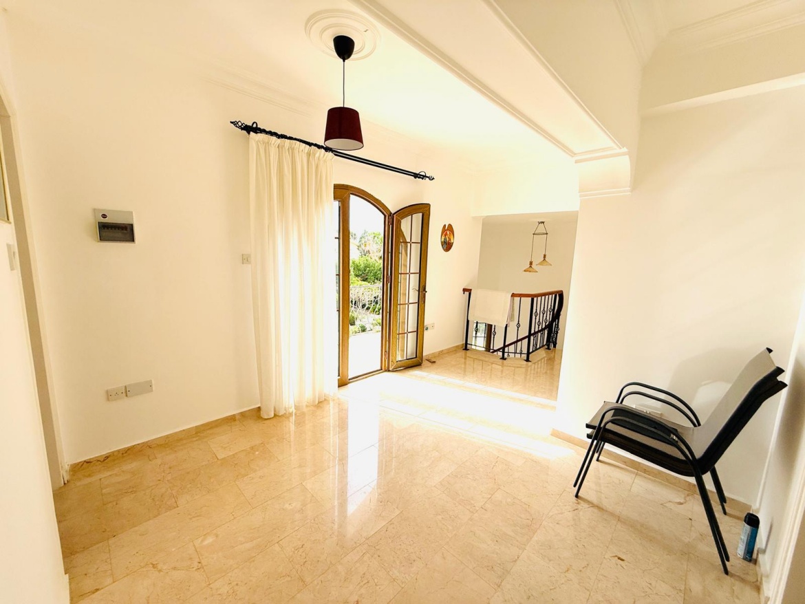 Detached Villa with Private Pool in Alsancak, North Cyprus