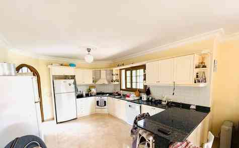 Detached Villa with Private Pool in Alsancak, North Cyprus