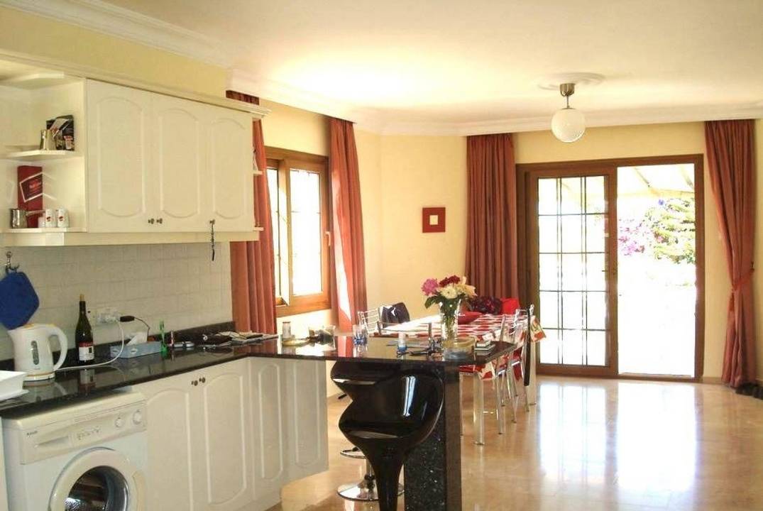 Detached Villa with Private Pool in Alsancak, North Cyprus