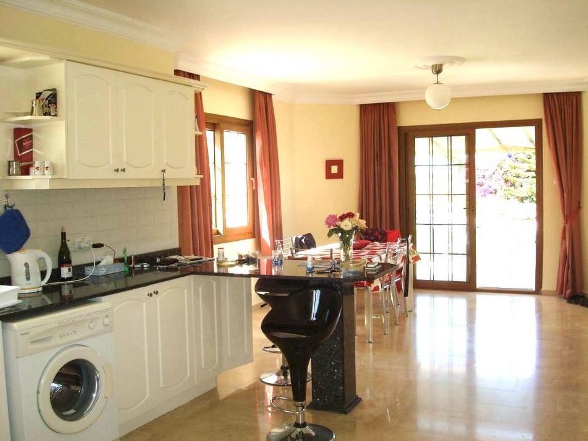 Detached Villa with Private Pool in Alsancak, North Cyprus