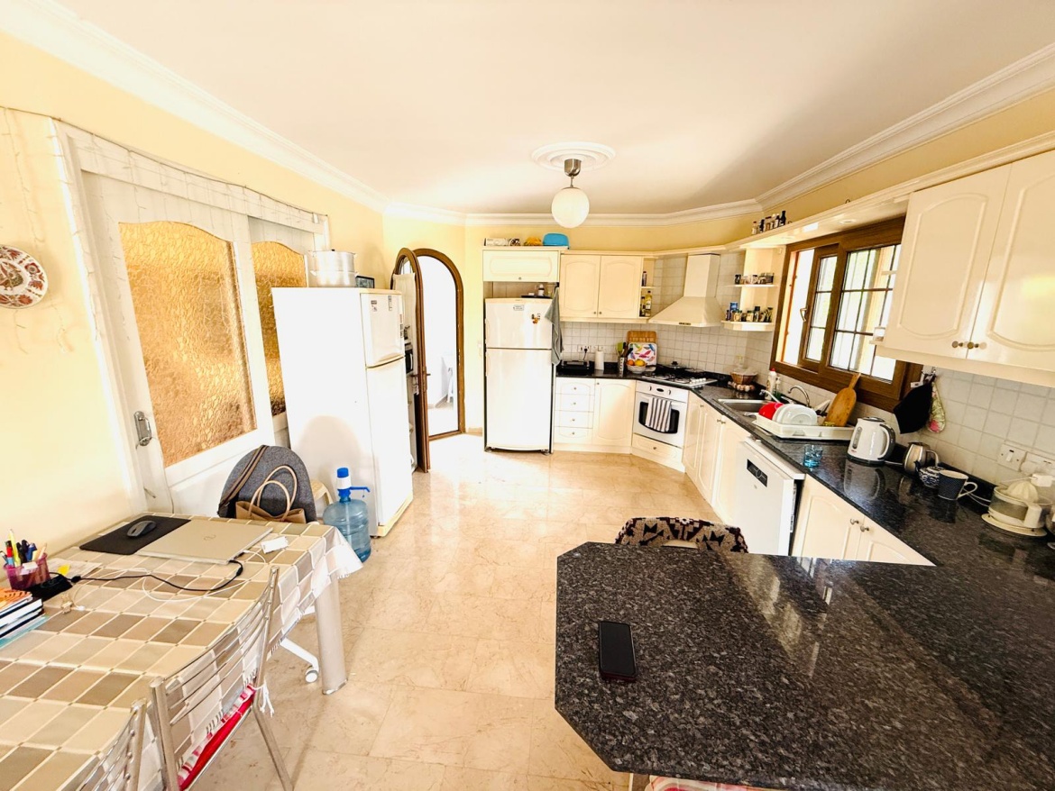 Detached Villa with Private Pool in Alsancak, North Cyprus