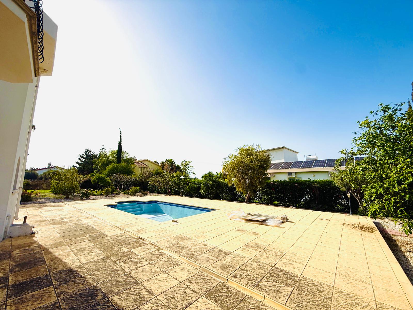 Detached Villa with Private Pool in Alsancak, North Cyprus