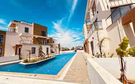 Stylish 2+1 Loft Apartment in Ötüken — Modern Living Near the Sea