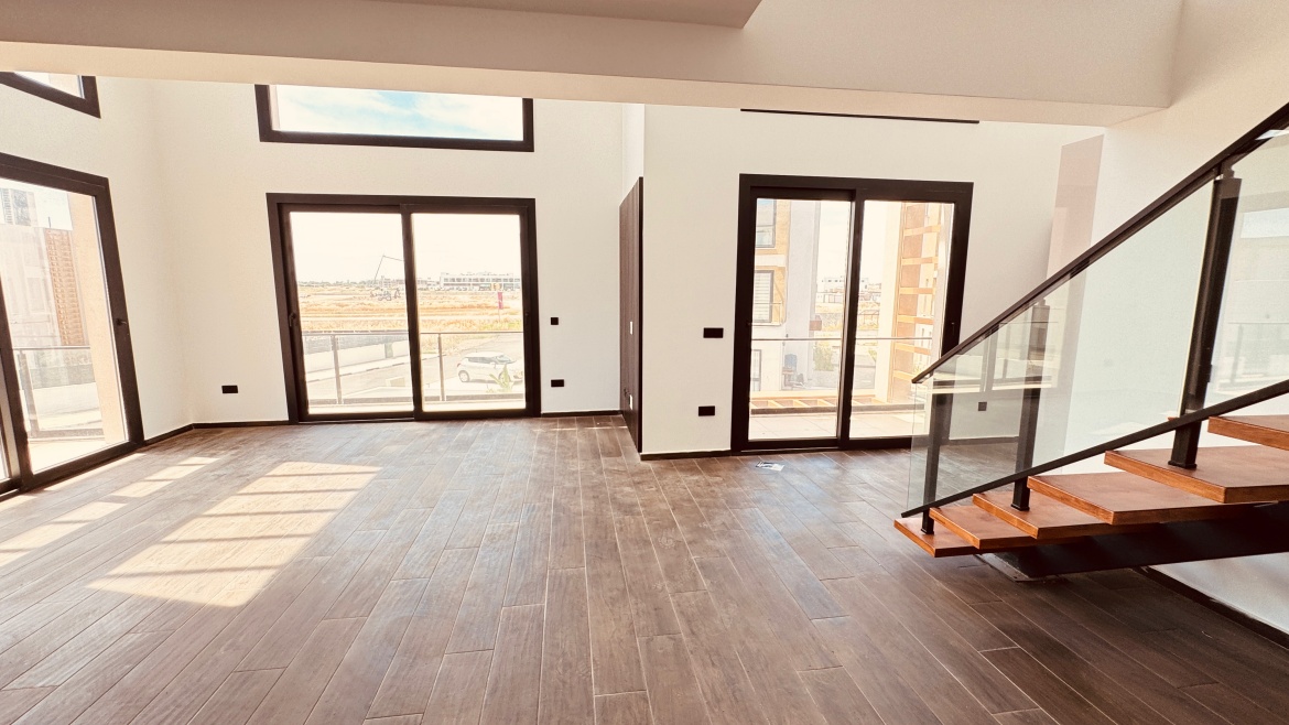 Stylish 2+1 Loft Apartment in Ötüken — Modern Living Near the Sea