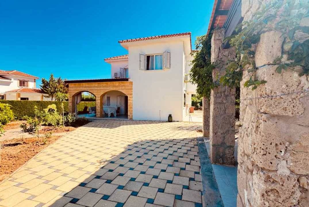 FOR SALE villa in Iskele, Bogaz - the sea and a supermarket nearby!