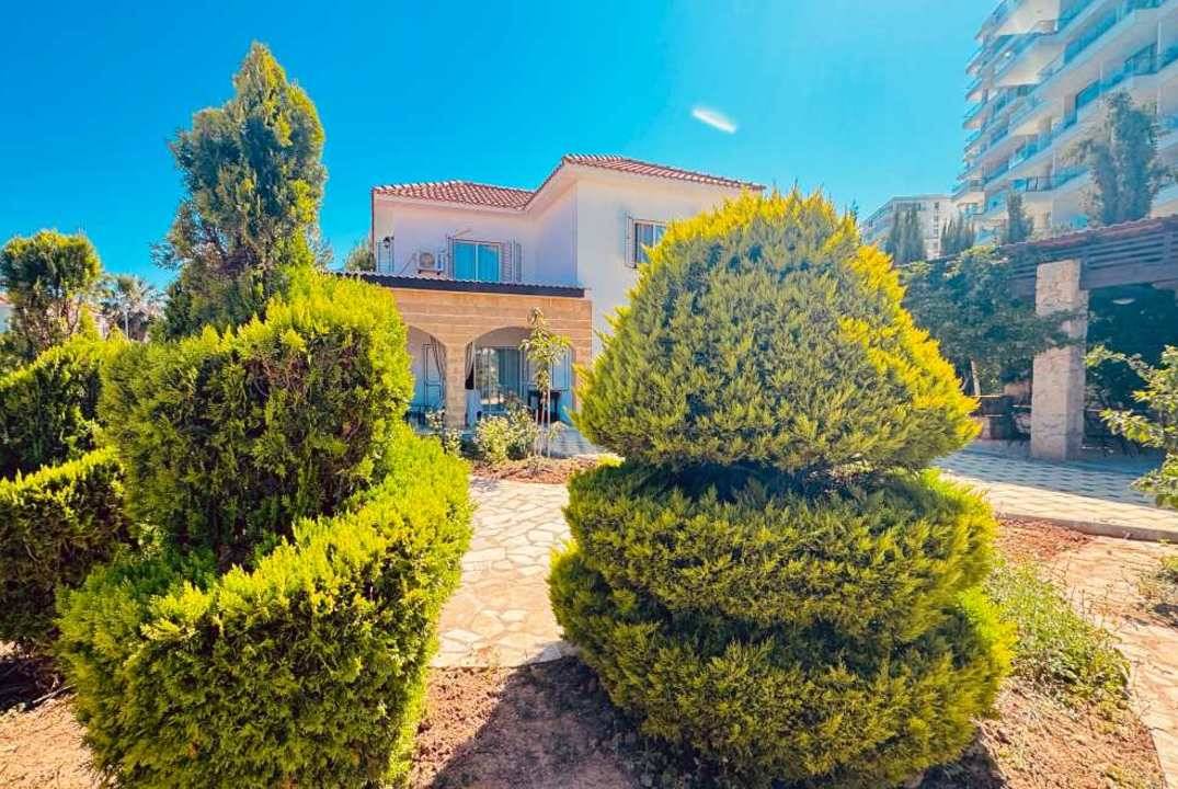 FOR SALE villa in Iskele, Bogaz - the sea and a supermarket nearby!