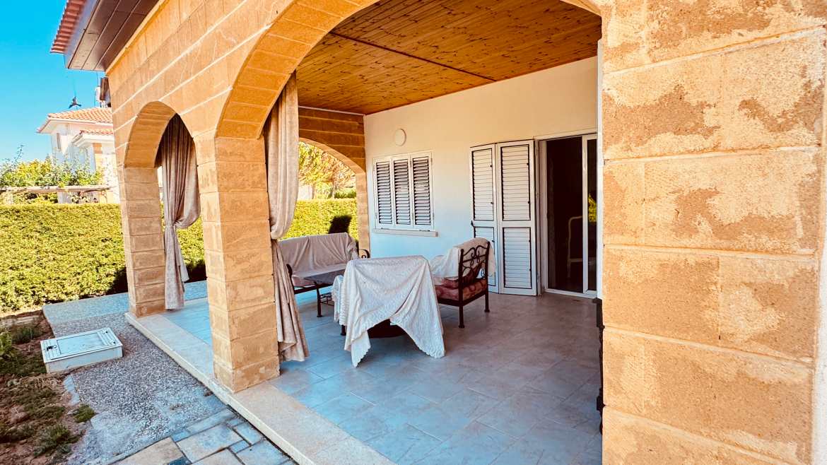 FOR SALE villa in Iskele, Bogaz - the sea and a supermarket nearby!