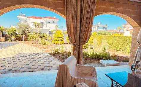 FOR SALE villa in Iskele, Bogaz - the sea and a supermarket nearby!