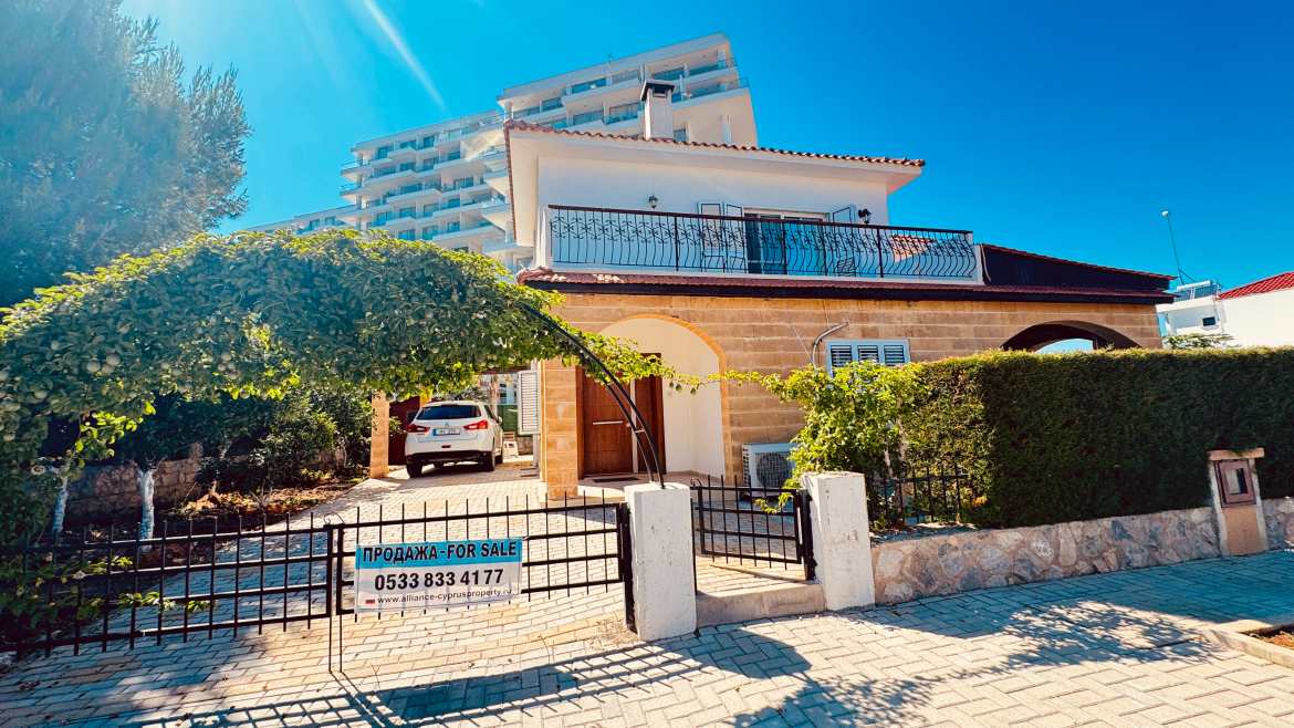 FOR SALE villa in Iskele, Bogaz - the sea and a supermarket nearby!